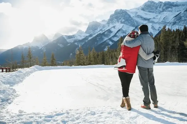 A couple on their honeymoon trip to Kashmir